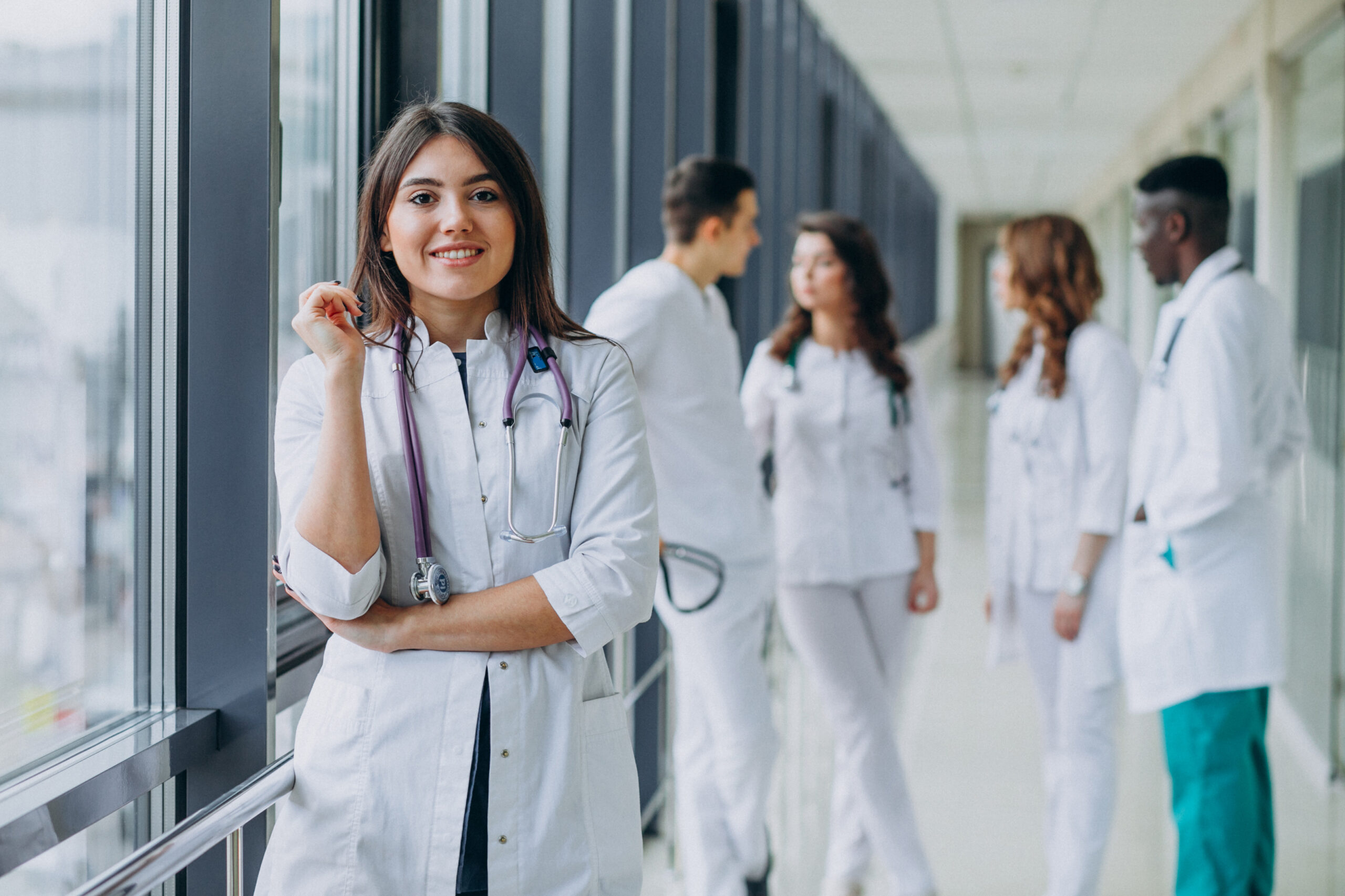 Read more about the article Cambios Clave en 2025 para Registrar tu Profesión de Salud en UK con el HCPC (¡Y Cómo Prepararte!)